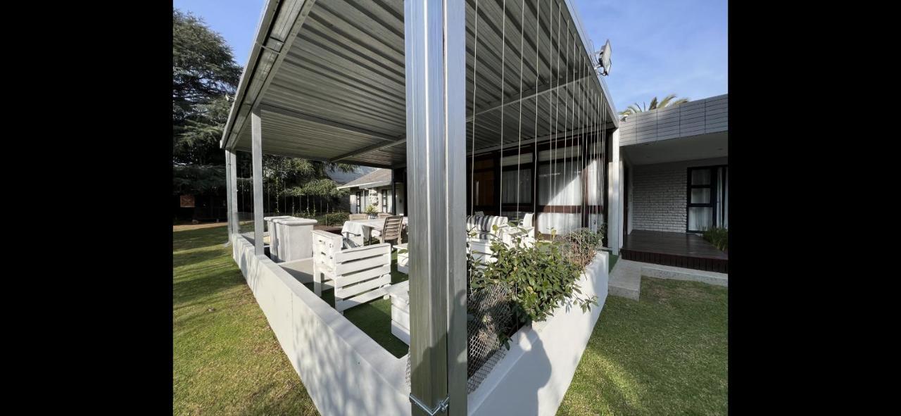 Le'Ciara Luxury Guest House Johannesburgo Exterior foto