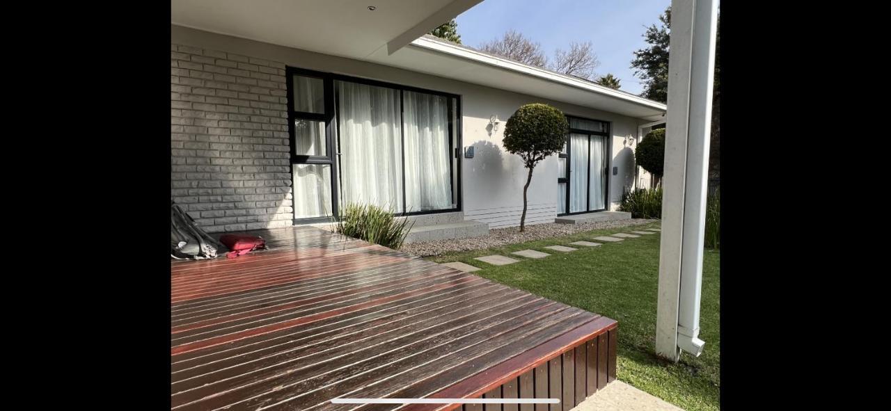 Le'Ciara Luxury Guest House Johannesburgo Exterior foto